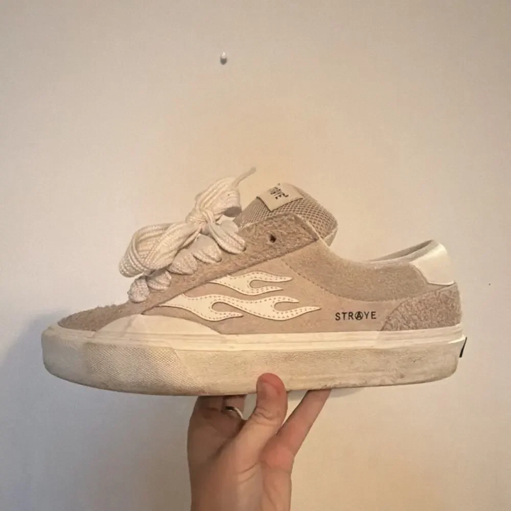 STRAYE Beige Suede Low Top Skate Sneakers Lace Up Rubber Outsole Men